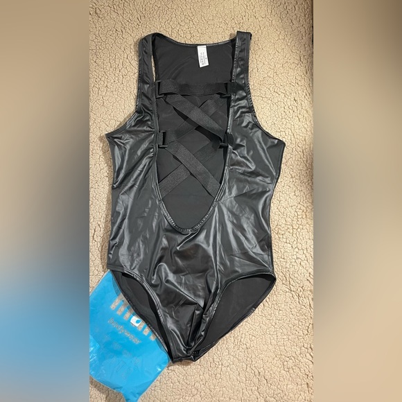 Man Bodywear Black Faux Latex Bodysuit | M - Picture 4 of 4